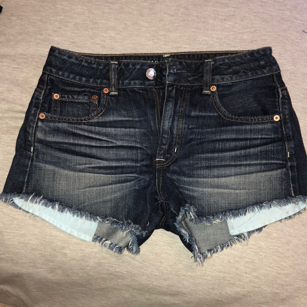 American Eagle High-Rise Festival Shorts